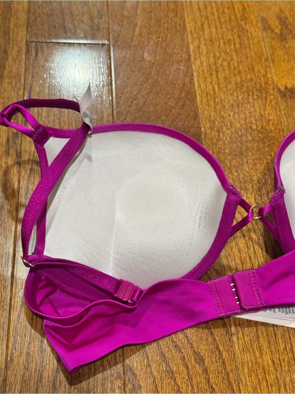 Victoria’s Secret Bombshell Satin Plunge RARE Pink Push Up Bra Adds 2 Cups 34B - Picture 7 of 9